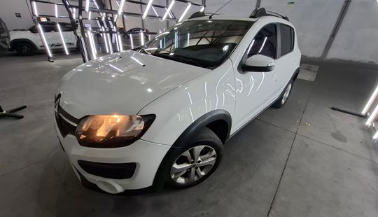Renault • Sandero Stepway