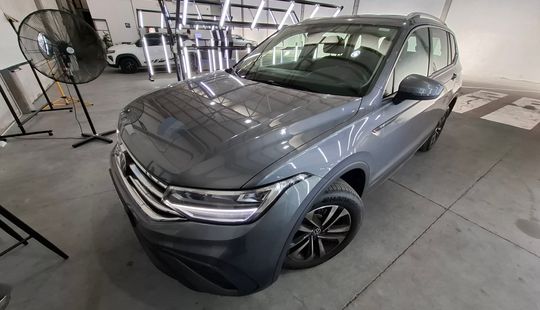 Volkswagen • Tiguan Allspace