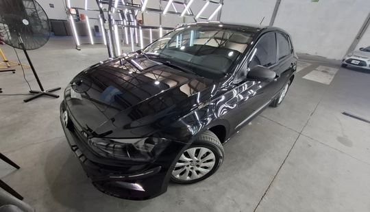 Volkswagen • Polo