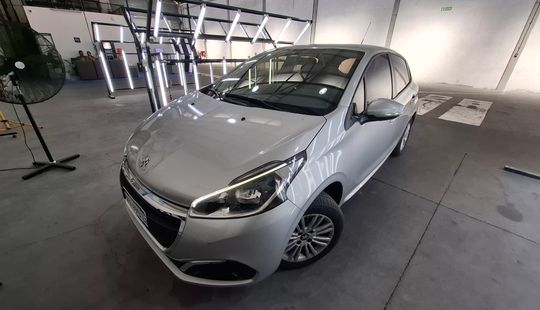 Peugeot • 208