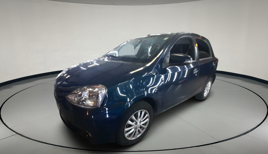 Toyota • Etios