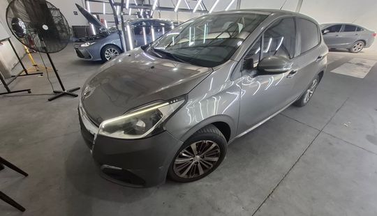 Peugeot • 208