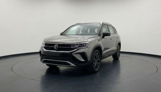 Volkswagen • Taos