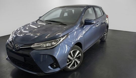 Toyota • Yaris