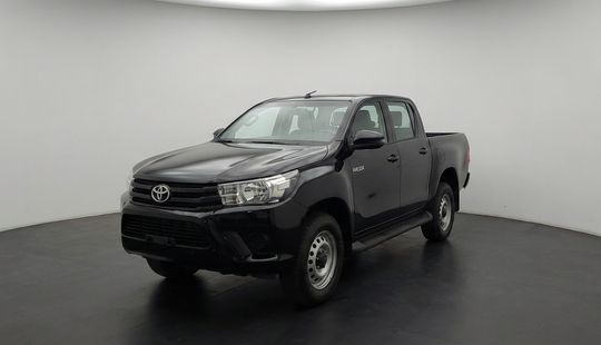 Toyota • Hilux