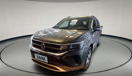 Volkswagen • Taos