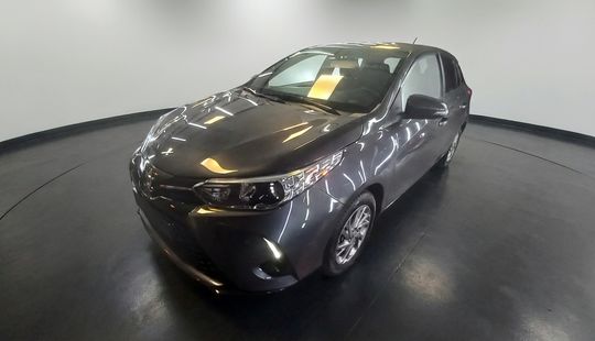 Toyota • Yaris