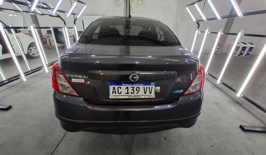 Nissan Versa 1.6 ADVANCE Sedan 2018