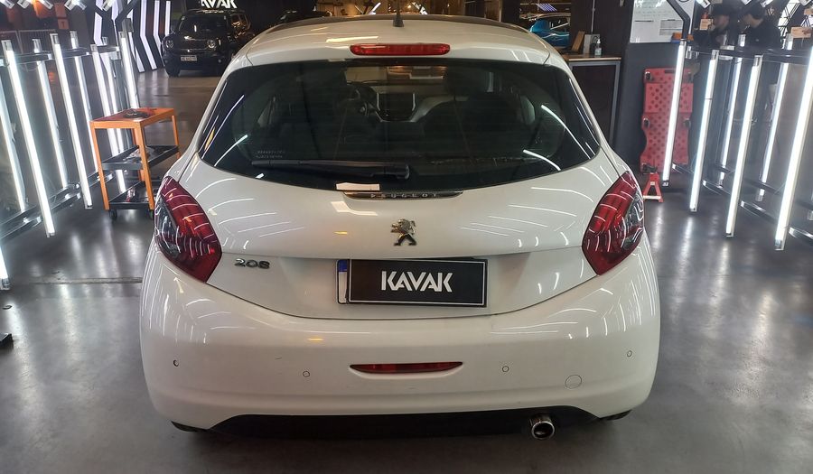 Peugeot 208 1.6 ALLURE Hatchback 2017