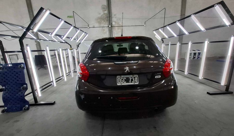 Peugeot 208 1.5 ACTIVE Hatchback 2015