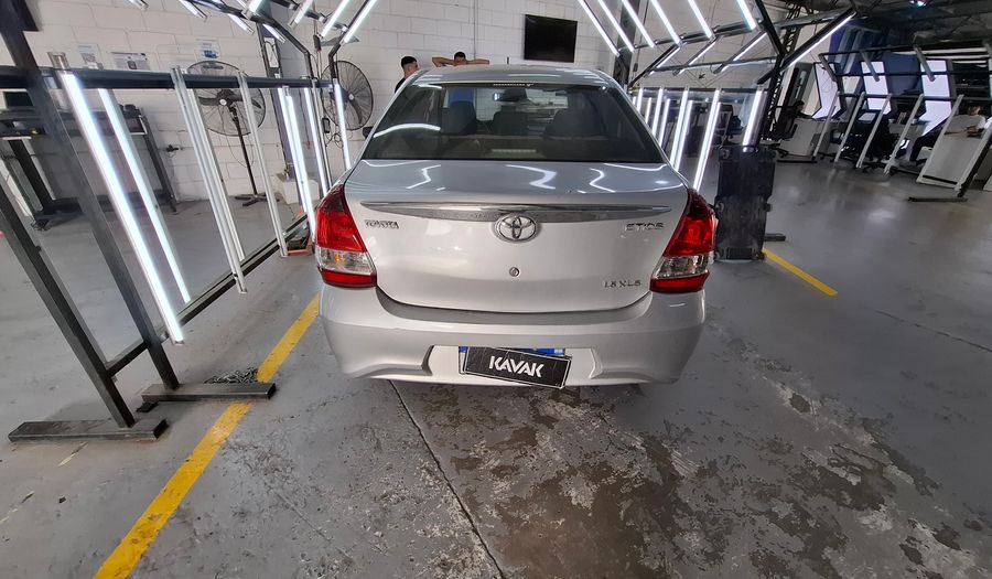 Toyota Etios 1.5 XLS Sedan 2020