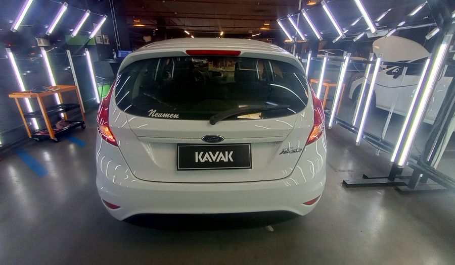 Ford Fiesta Kinetic Design 1.6 SE Hatchback 2017