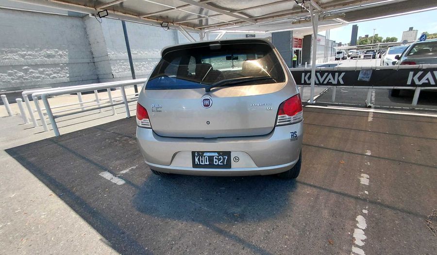 Fiat Palio 1.4 ATTRACTIVE Hatchback 2012