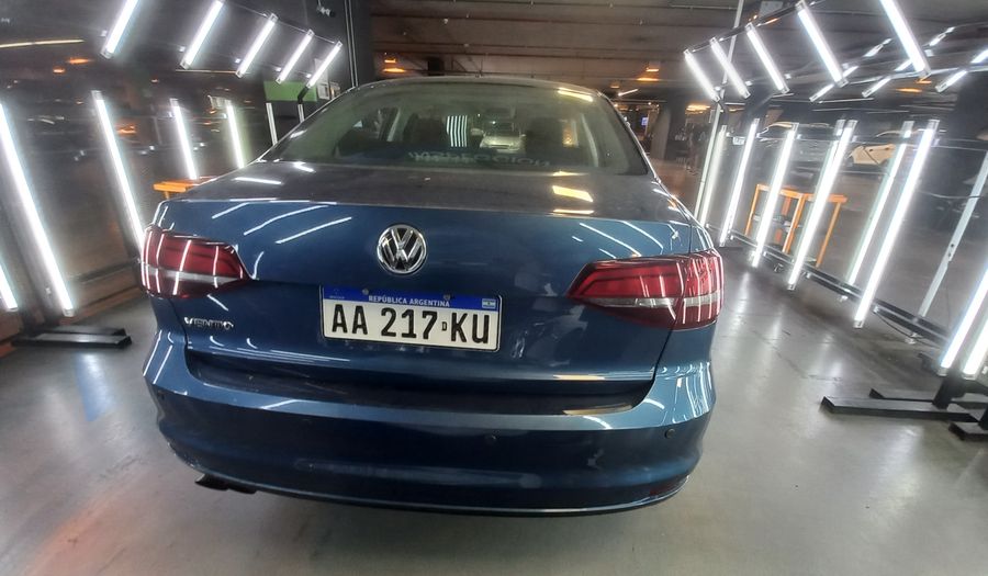 Volkswagen Vento 2.5 ADVANCE PLUS TIPTRONIC Sedan 2016