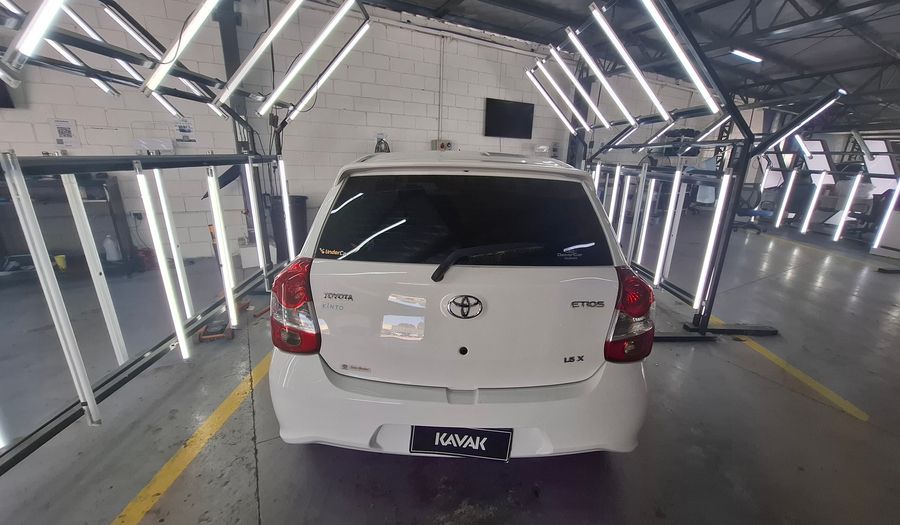 Toyota Etios 1.5 X Hatchback 2020