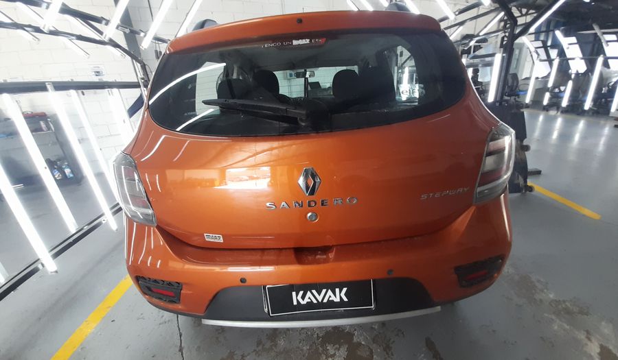 Renault Sandero Stepway 1.6 STEPWAY PRIVILEGE Hatchback 2017