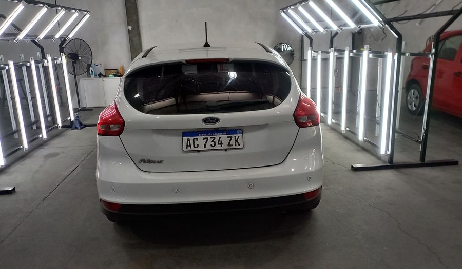 Ford Focus Iii 2.0 SE PLUS AT Hatchback 2018