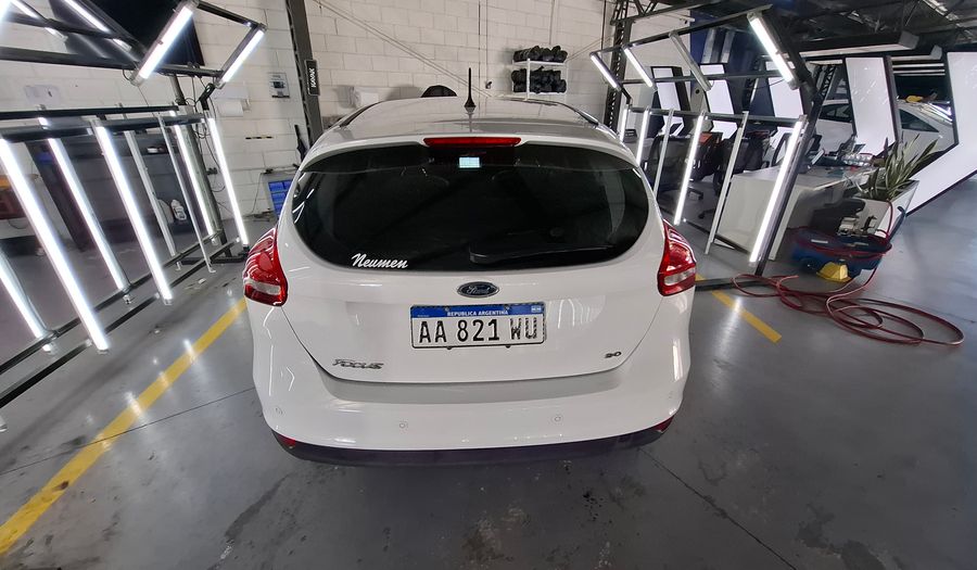 Ford Focus Iii 2.0 SE PLUS Hatchback 2017