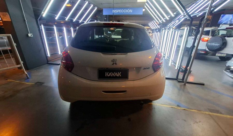 Peugeot 208 1.5 ACTIVE Hatchback 2016