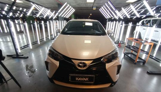 Toyota • Yaris