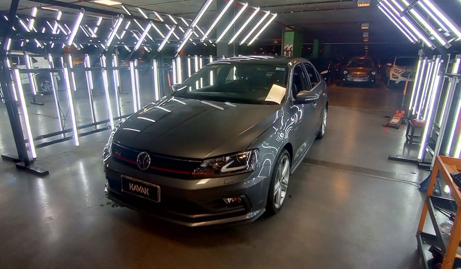 Volkswagen Vento 2.0 TSI GLI DSG + APP CONNECT+ NAVEGADOR Sedan 2017