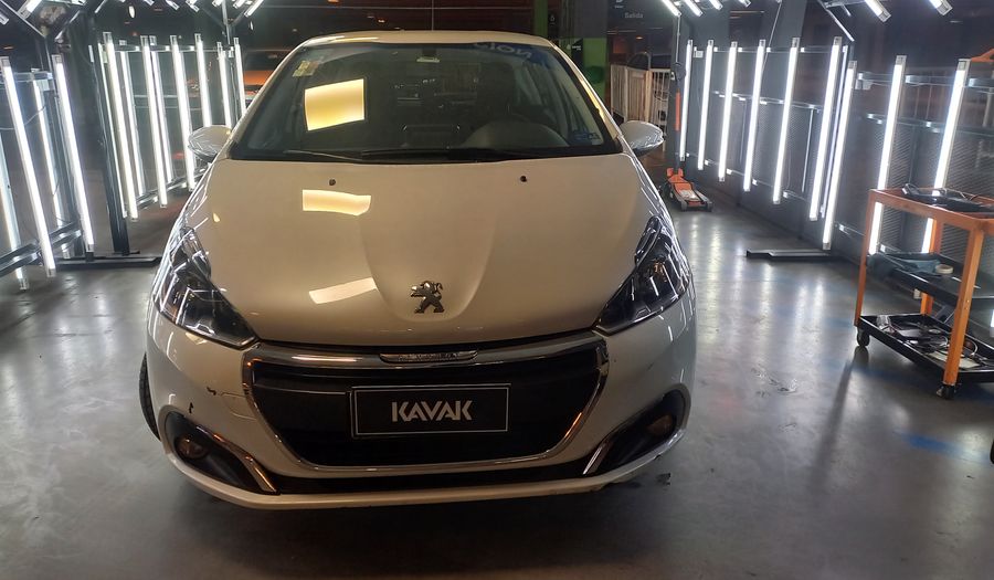 Peugeot 208 1.6 ALLURE Hatchback 2018