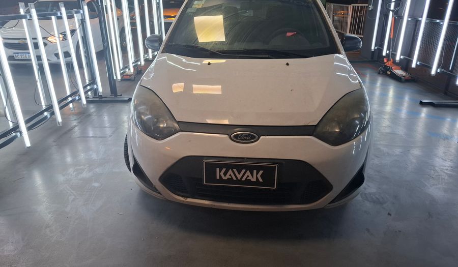 Ford Fiesta 1.6 AMBIENTE Hatchback 2011