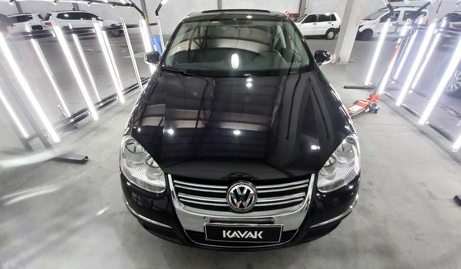 Volkswagen Vento 2.5 ADVANCE TIPTRONIC Sedan 2009