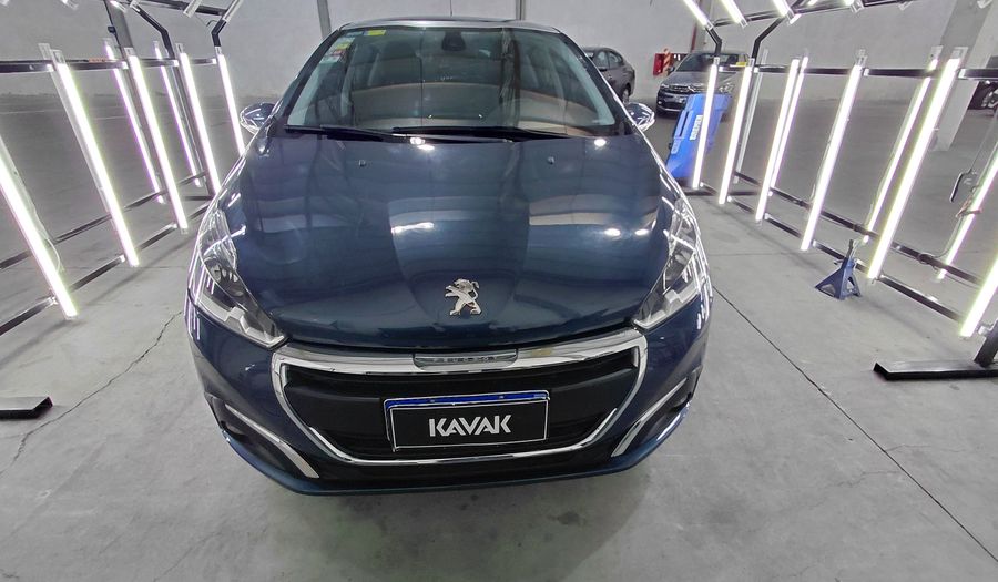 Peugeot 208 1.6 FELINE Hatchback 2017