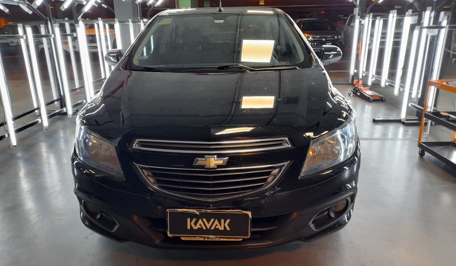 Chevrolet Onix 1.4 LTZ Hatchback 2013
