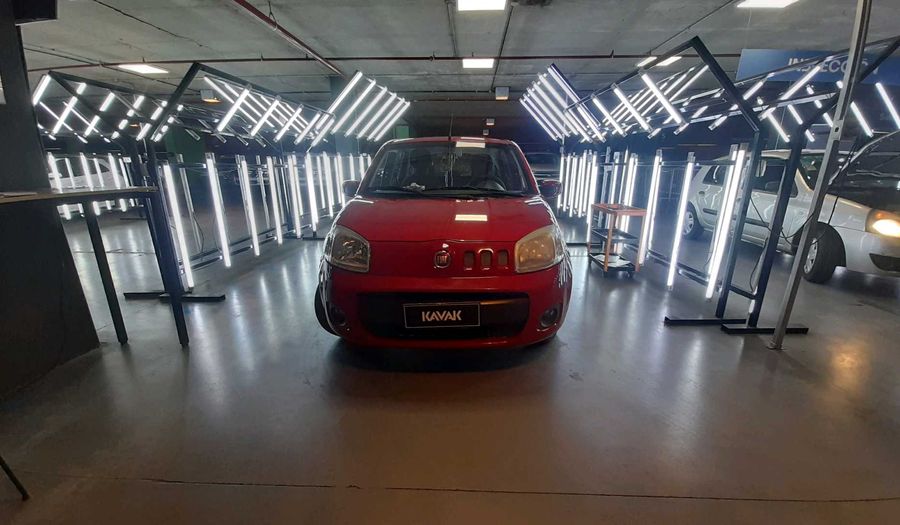 Fiat Uno 1.4 8V ATTRACTIVE 5P Hatchback 2013