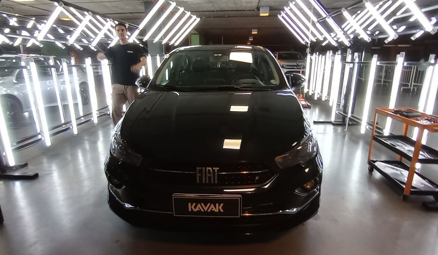 Fiat Cronos 1.8 PRECISION Sedan 2022