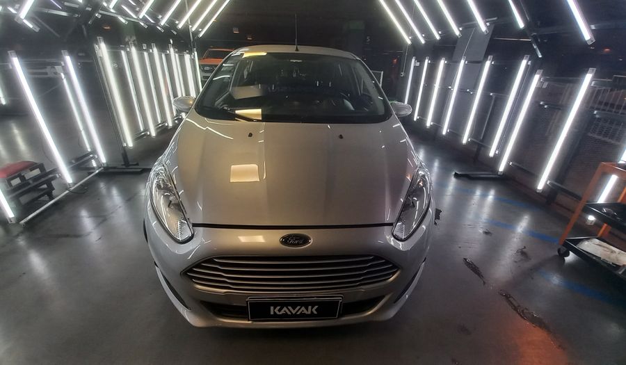 Ford Fiesta Kinetic Design 1.6 SE Hatchback 2017