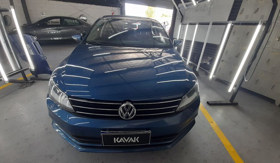 Volkswagen Vento 2.5 ADVANCE PLUS TIPTRONIC Sedan 2017
