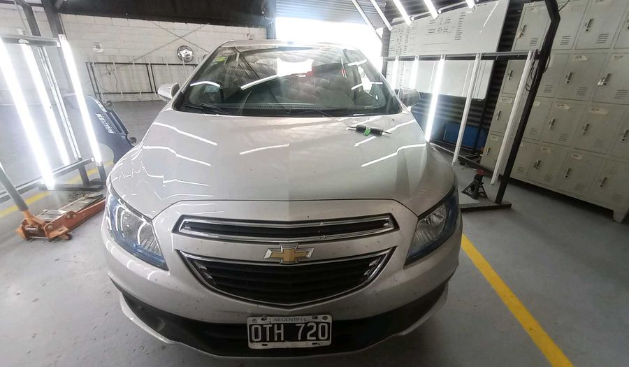 Chevrolet Onix 1.4 LTZ Hatchback 2015