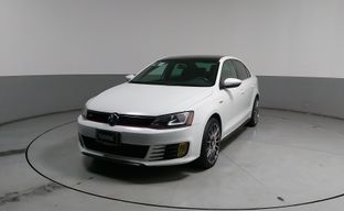 Volkswagen • Jetta