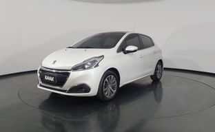 Peugeot • 208