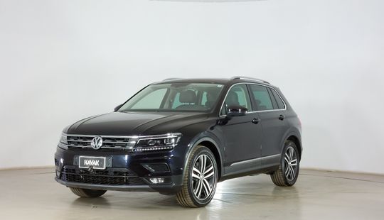 Volkswagen • Tiguan