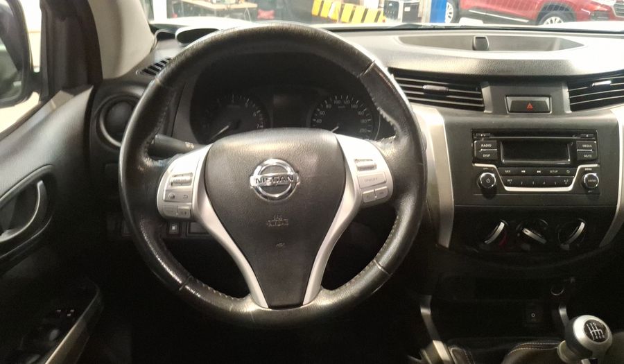 Nissan Np300 2.5 XE Pickup 2017