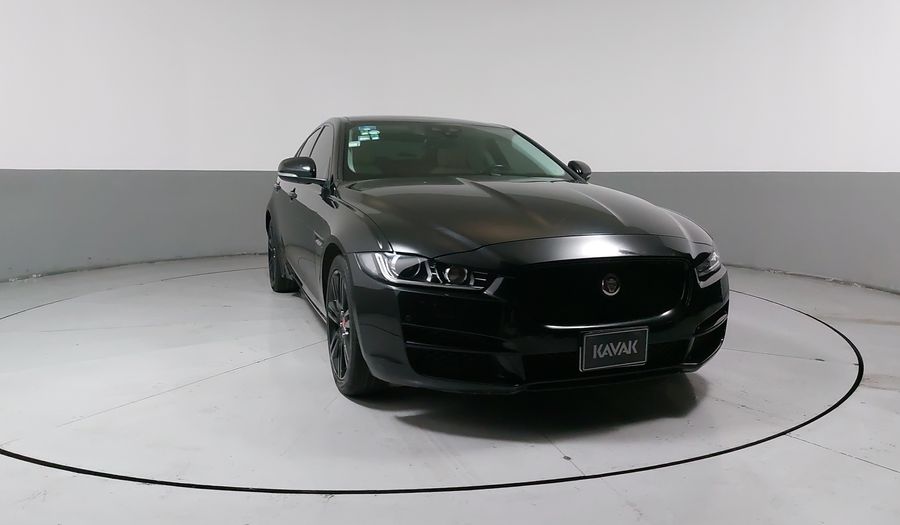 Jaguar Xe 2.0 PRESTIGE 250 AUTO Sedan 2018