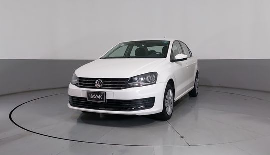 Volkswagen • Vento