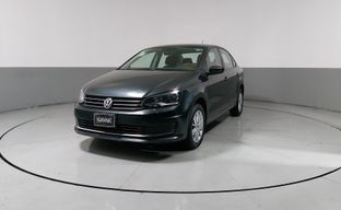 Volkswagen • Vento