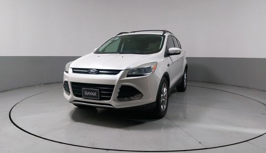 Ford • Escape