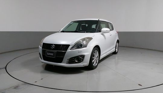 Suzuki • Swift