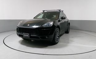 Porsche • Macan