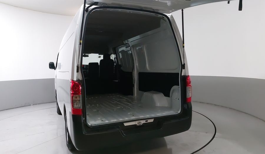 Nissan Nv350 Urvan 2.5 PANEL AMPLIA AA PAQ SEG Van 2022