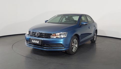 Volkswagen Jetta COMFORTLINE Sedan 2015