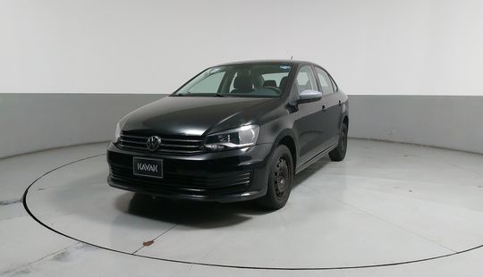 Volkswagen • Vento