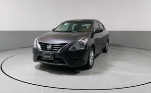 Nissan • Versa