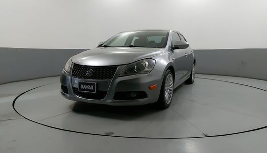 Suzuki • Kizashi